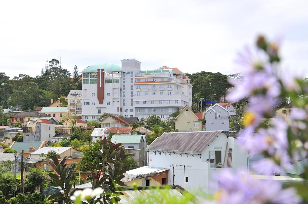 Dragon King Hotel Dalat Bagian luar foto